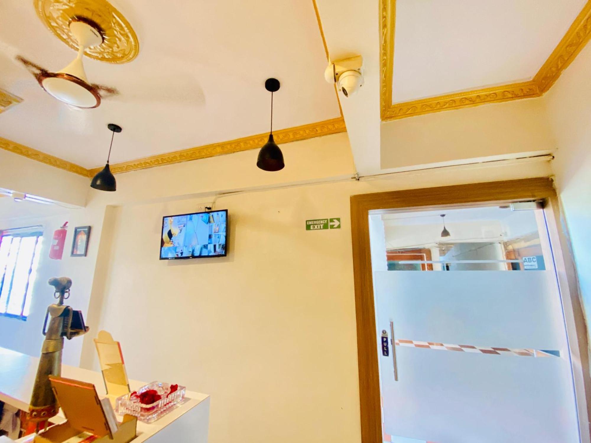 Hotel Abc Satellite Prahlad Nagar Ahmedabad Exterior foto